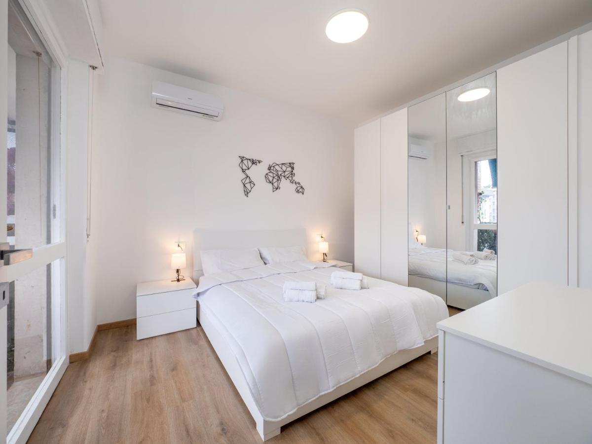 Rio'S Apartment Milan Bagian luar foto